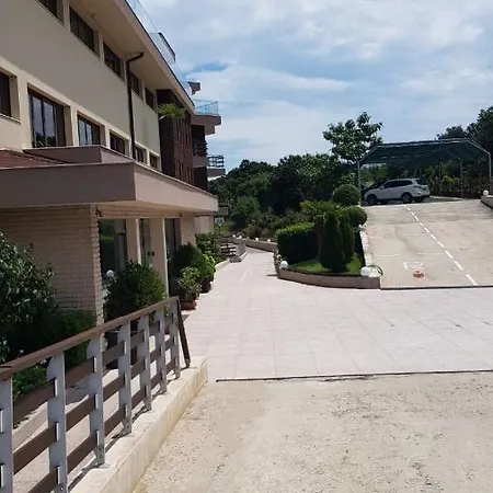 Sand Lilies Beach ソゾポル
