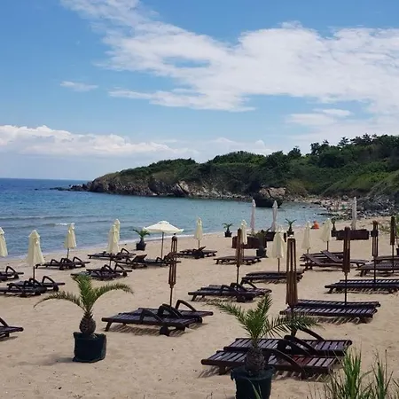 Sand Lilies Beach ソゾポル
